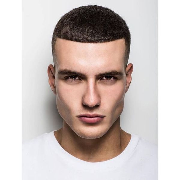 Elegante Kurzhaarfrisuren Stylen fr Mnner 1