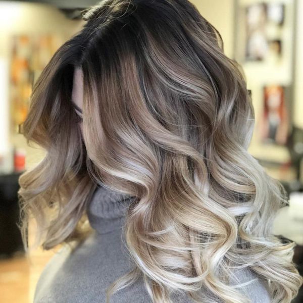 Balayage fr die blonden Haare mit Strhnen 1