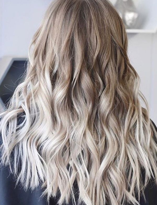 Balayage fr die blonden Haare mit Strhnen 3