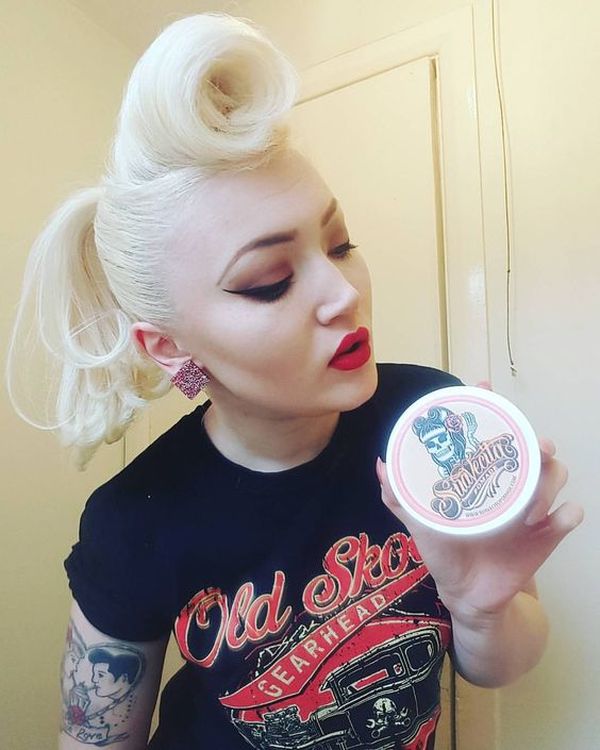 Frauen Rockabilly Frisur fr lange Haare 4