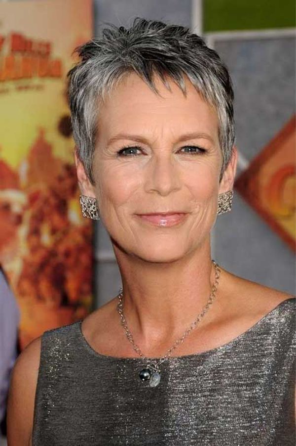 Moderner Pixie Cut fr ltere Frauen 4