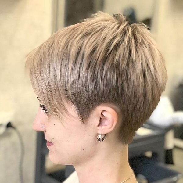 Pixie Cut mit Kurzem Nacken 2