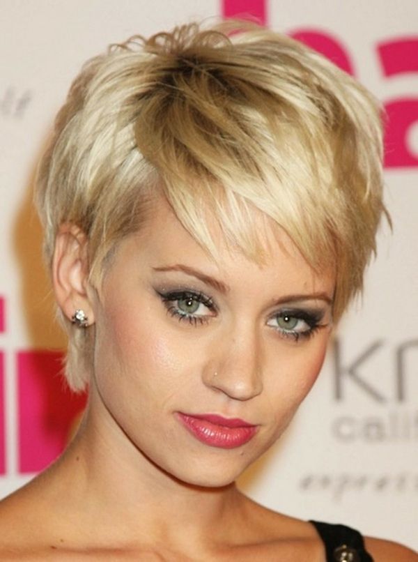 Pixie Cut mit Kurzem Pony 3