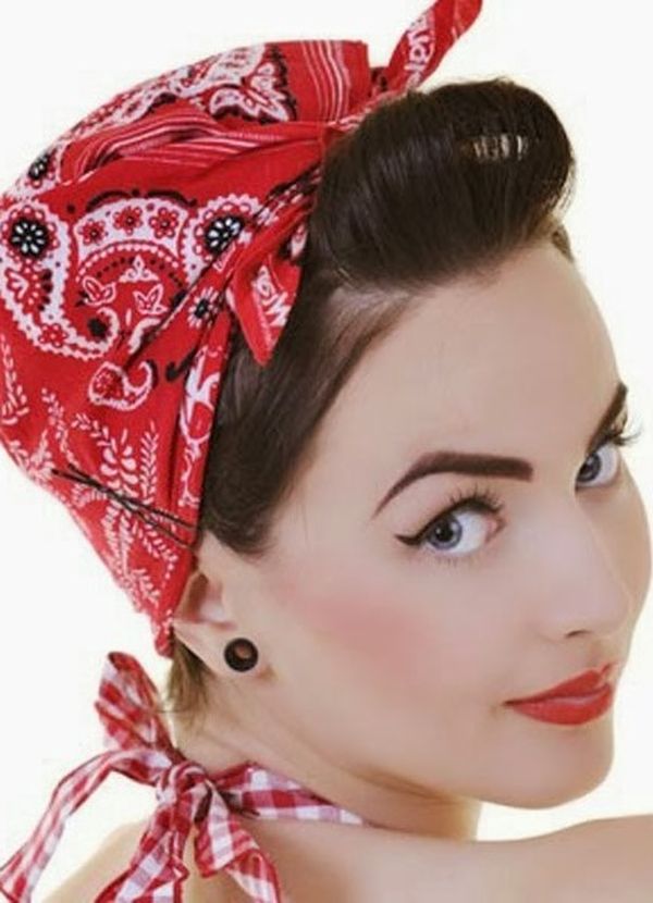 Rockabilly Haare Pin Up Frisur mit Haarband 5