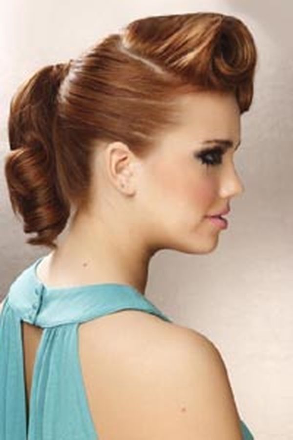 Rockabilly Style Frisur fr Damen selber machen 2