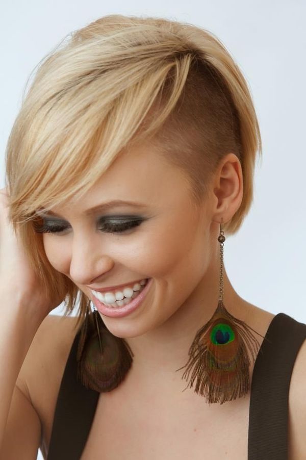 Asymmetrischer Sidecut Bob 3