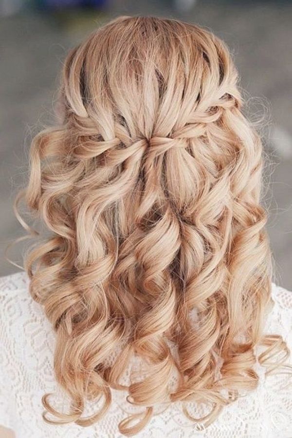 Halboffene festliche Frisuren mit Locken 1