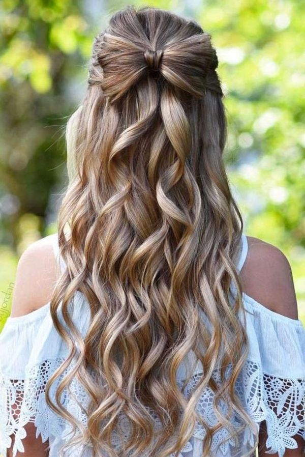 Halboffene festliche Frisuren mit Locken 3