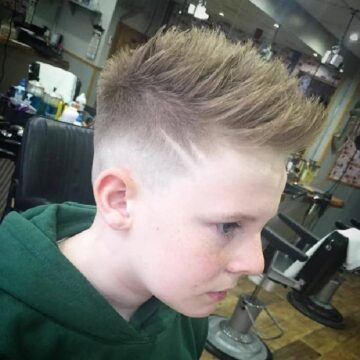 Trendige Frisuren für Jungs