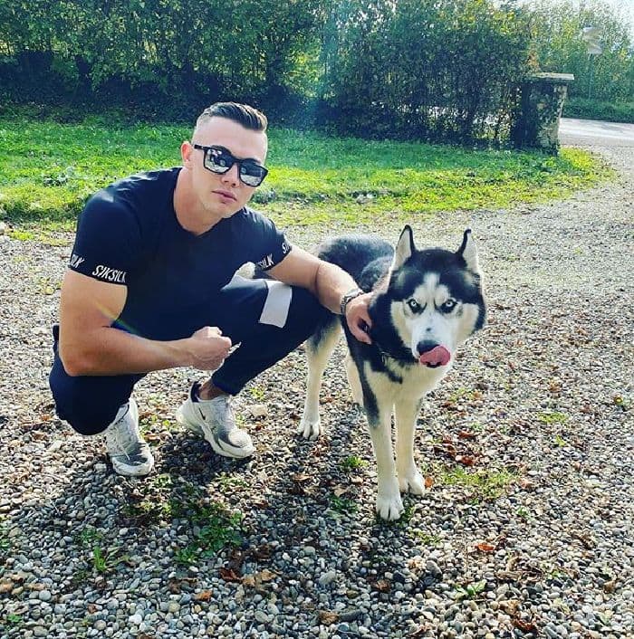Herren mit dünnem oder dickem Haar