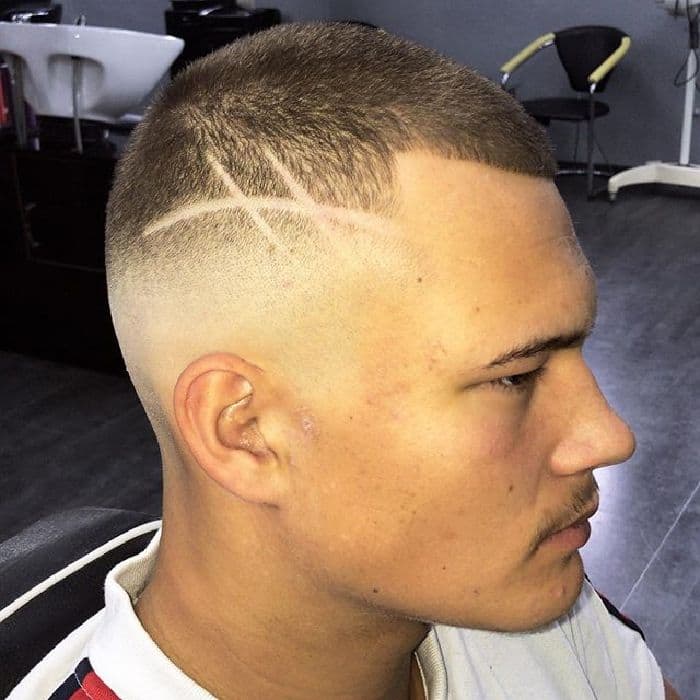 Boxerhaarschnitt mit Undercut