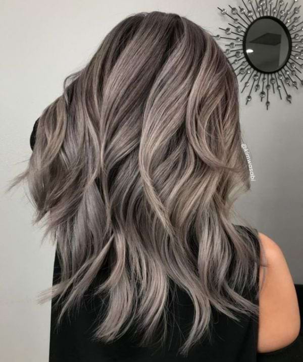 Aschbraune Balayage