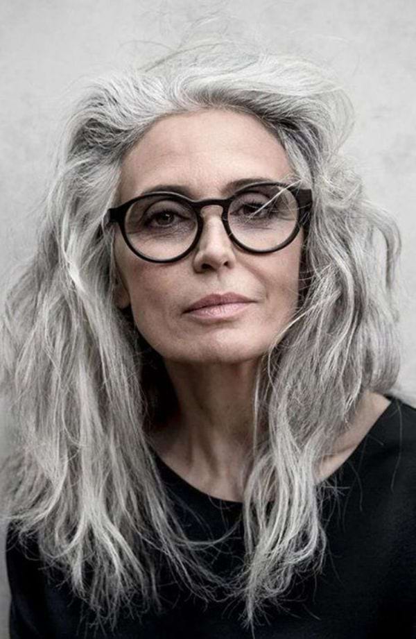 Mittellange Haare