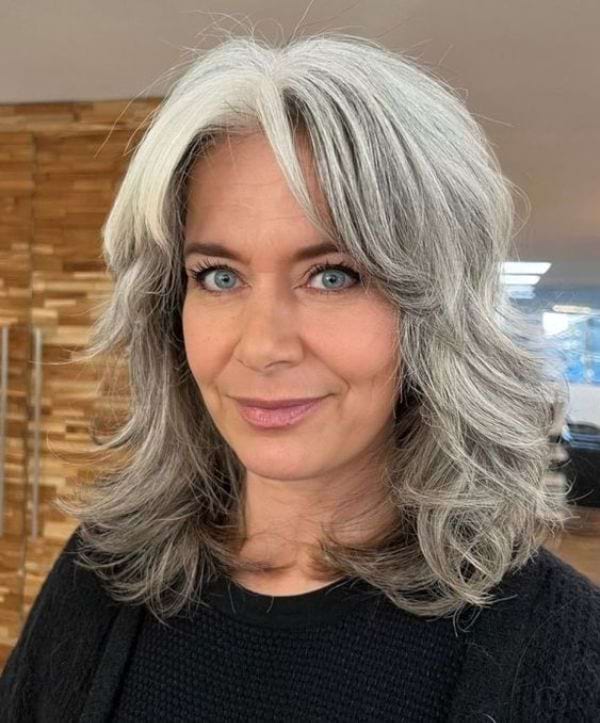 10 Freche Frisuren F r Graue Haare Ab 60 Visavis Friseur 10 Freche Frisuren F r Graue Haare Ab 60 Visavis Friseur