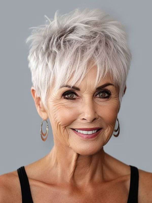 Spiky-Pixie für Frauen ab 60