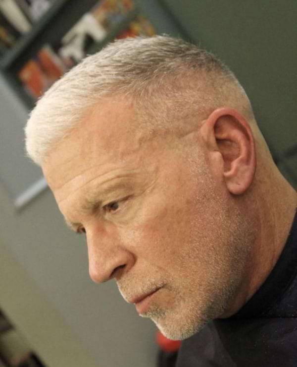 Einfache Buzz Cut Frisuren fuer Maenner ab 60 Jahren
