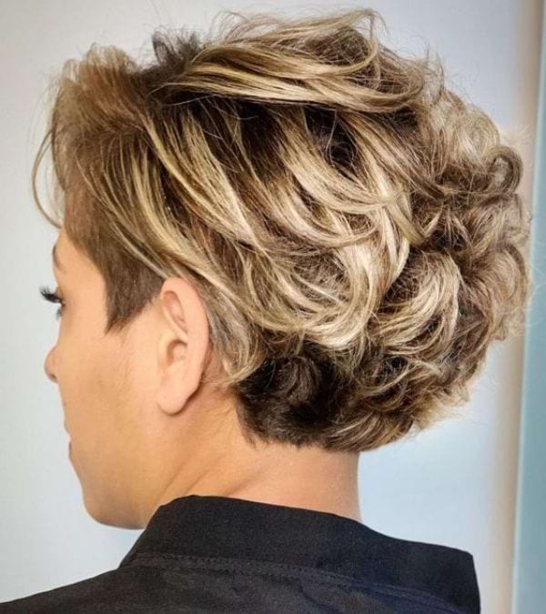Stufen fuer einen betont laessigen Look