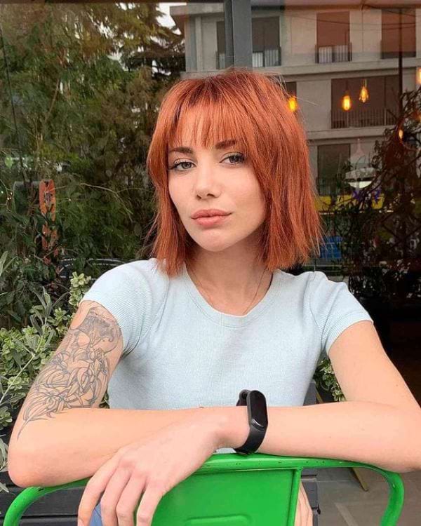 Blunt Cut mit Pony