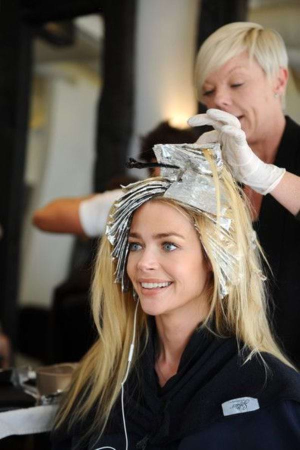 Vorsicht: Das sind die 3 groeßten Fehler beim Haare blondieren!